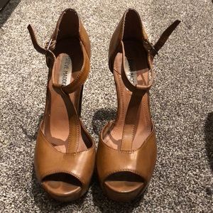 Steve Madden platform wedge